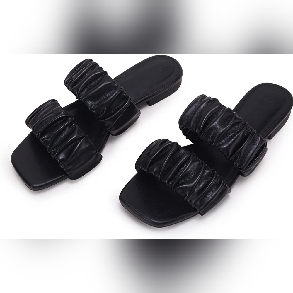 Sandals flat